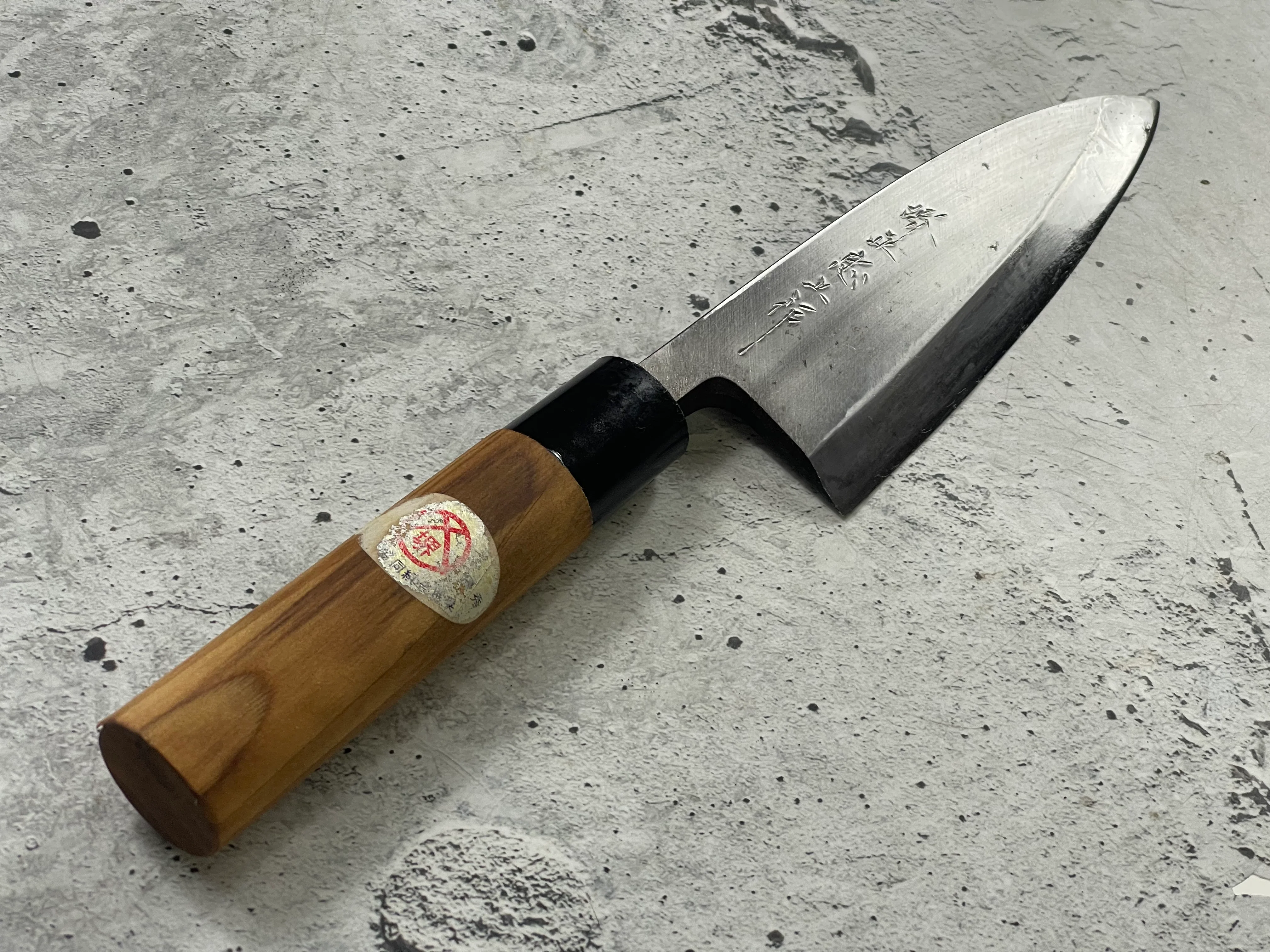 Vintage Japanese Deba Knife 150mm Made in Japan 🇯🇵 Carbon Steel 1555 - Image 2
