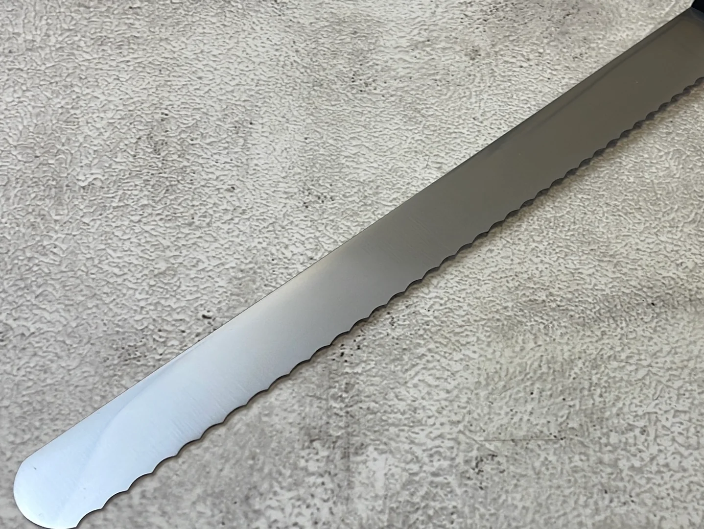 Yoshihiro MoV Bread Knife 300mm - Made in Japan 🇯🇵 - Image 11