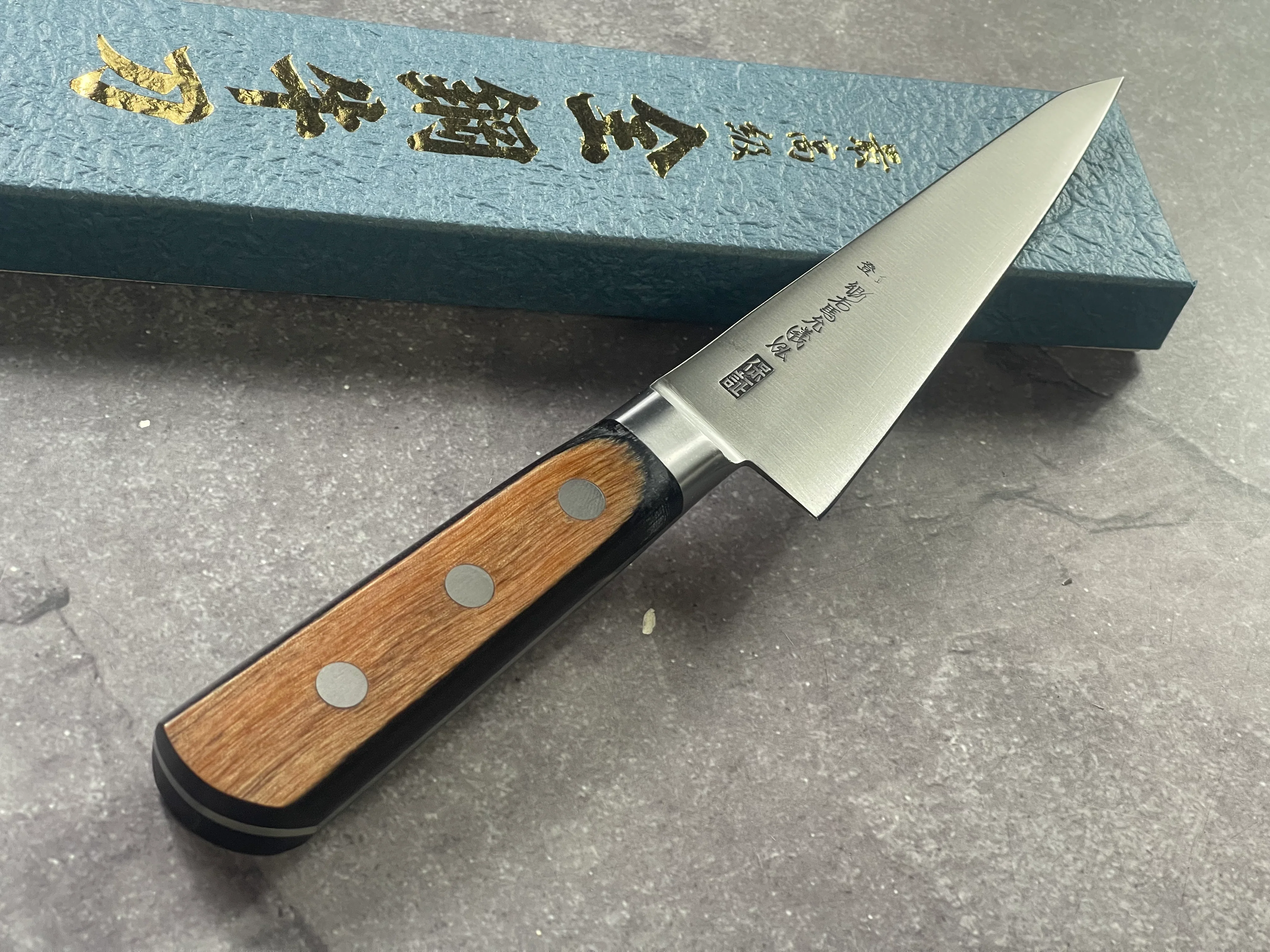Yoshihiro SK-4 Honesuki 150mm - Made in Japan 🇯🇵 - Image 2