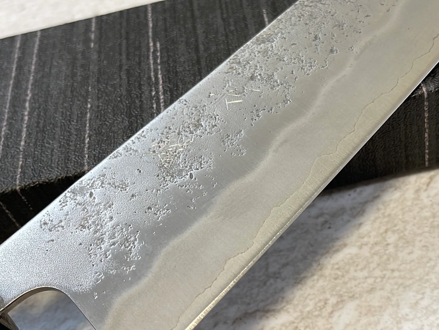 Yoshimune Gyuto 210 mm (8.3 in) Ginsan (Silver #3) Nashiji finish Double-Bevel Walnut Octagonal Handle - Image 4