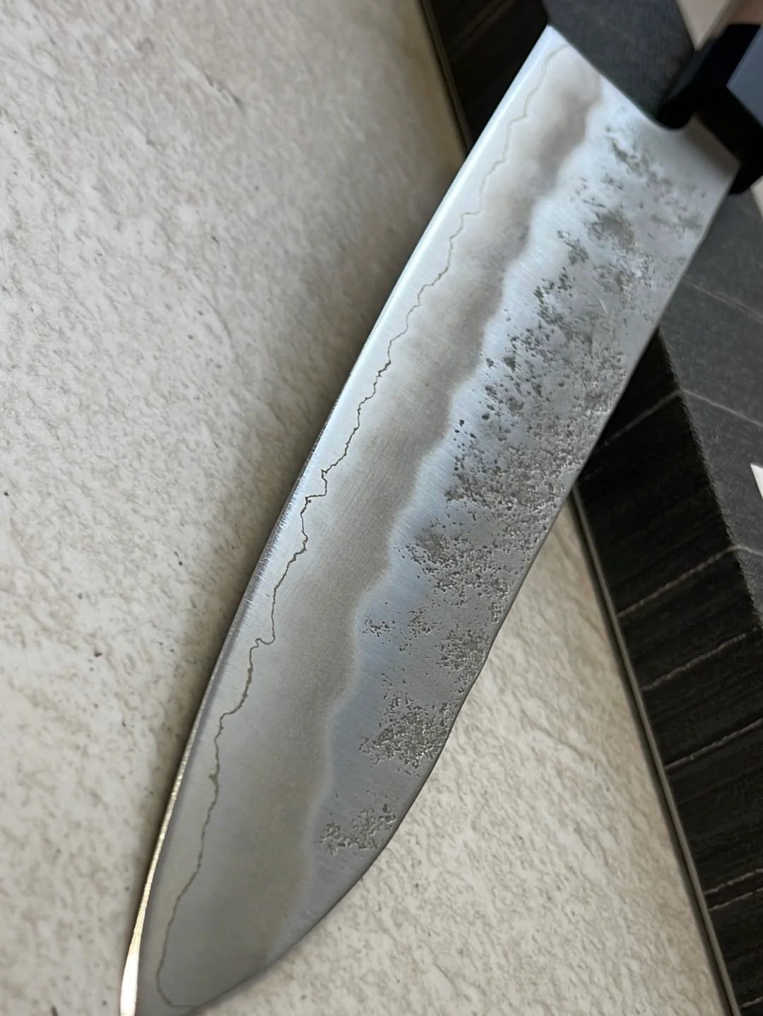 Yoshimune Gyuto 210 mm (8.3 in) Ginsan (Silver #3) Nashiji finish Double-Bevel Walnut Octagonal Handle - Image 5