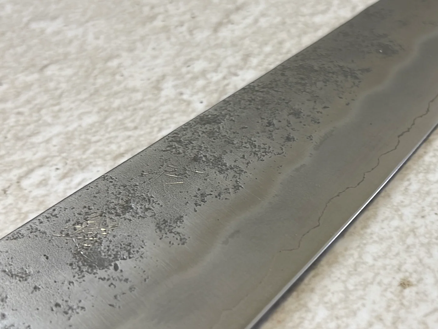 Yoshimune Gyuto 210 mm (8.3 in) Ginsan (Silver #3) Nashiji finish Double-Bevel Walnut Octagonal Handle - Image 9
