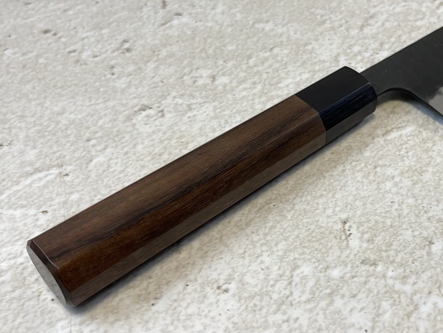 Yoshimune Gyuto Black Stainless 240 mm (9.4 in) Aogami Super Hammered Finish Double-Bevel Walnut Octagonal Handle - Image 6