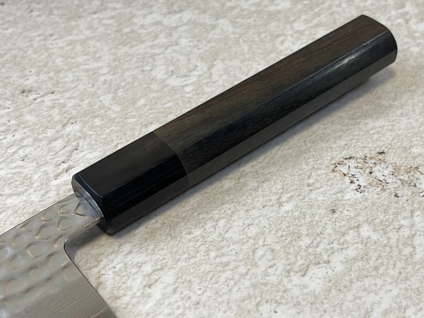Yoshimune Gyuto 210mm VG10 Damascus Steel Double-Bevel Rose Wood Octagonal Handle - Image 13