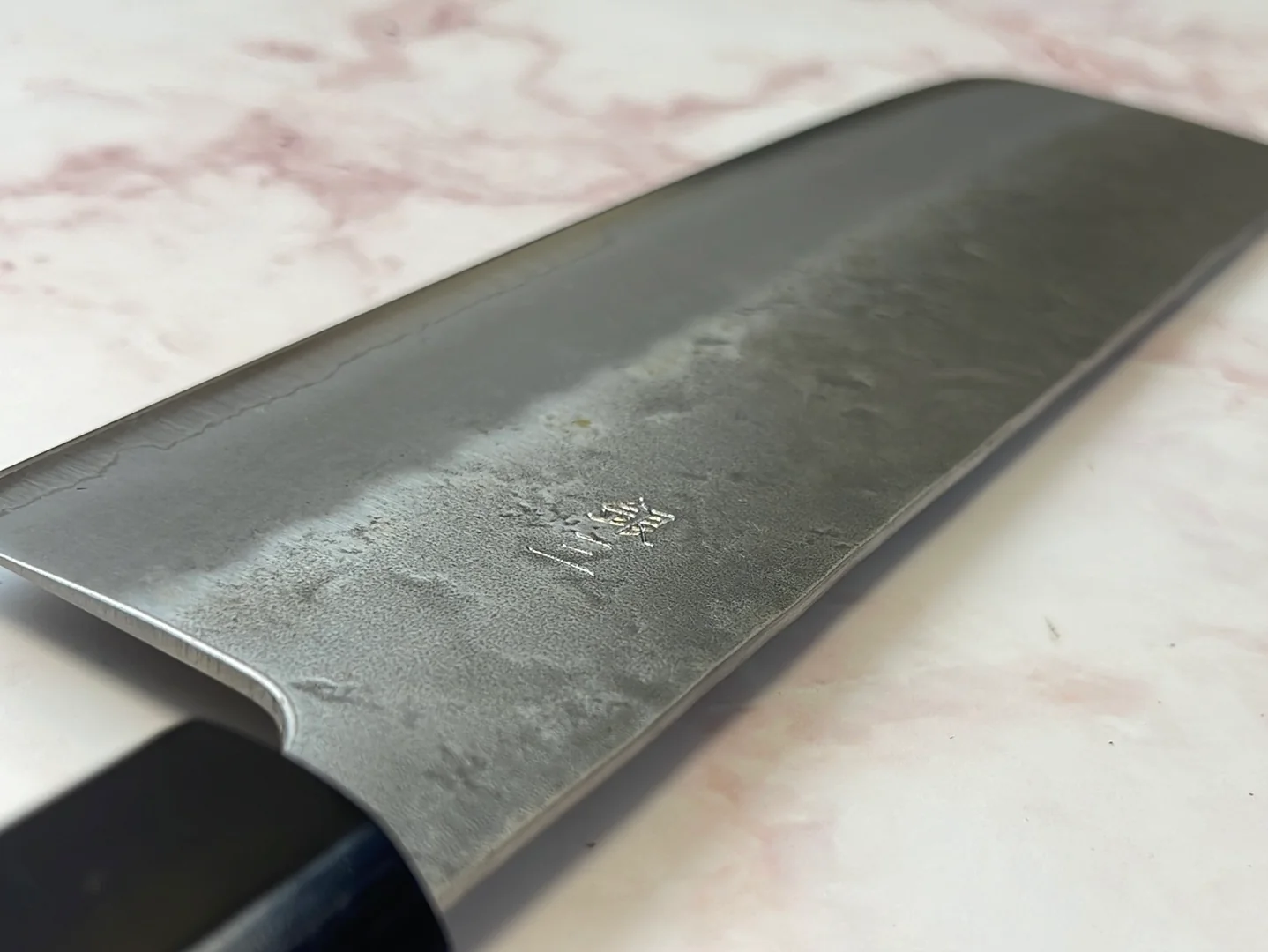 Yoshimune Nakiri 165 mm (6.5 in) Ginsan (Silver #3) Nashiji finish Double-Bevel Walnut Octagonal Handle - Image 10