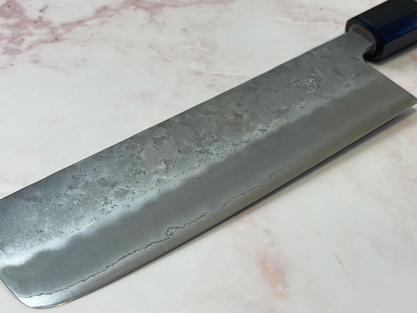 Yoshimune Nakiri 165 mm (6.5 in) Ginsan (Silver #3) Nashiji finish Double-Bevel Walnut Octagonal Handle - Image 5