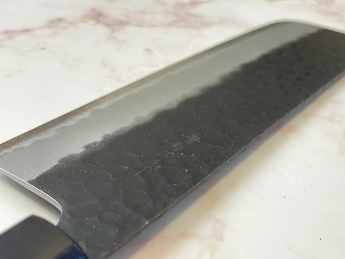 Yoshimune Nakiri 165mm (6.5in) Stainless clad Aogami(Blue) Super Black Hammered Finish Double-Bevel Walnut Octagonal Handle - Image 9