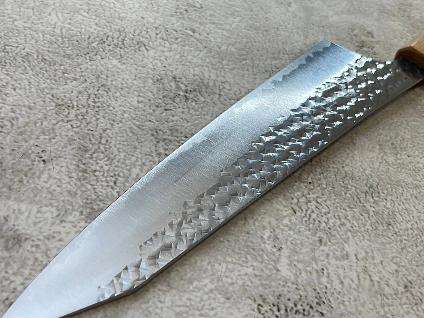 Yu Kurosaki R2(SG2) Hammered SENKO-EI WA RS8H Japanese Gyuto 210mm with Brown-Ring Octagonal Handle - Image 9