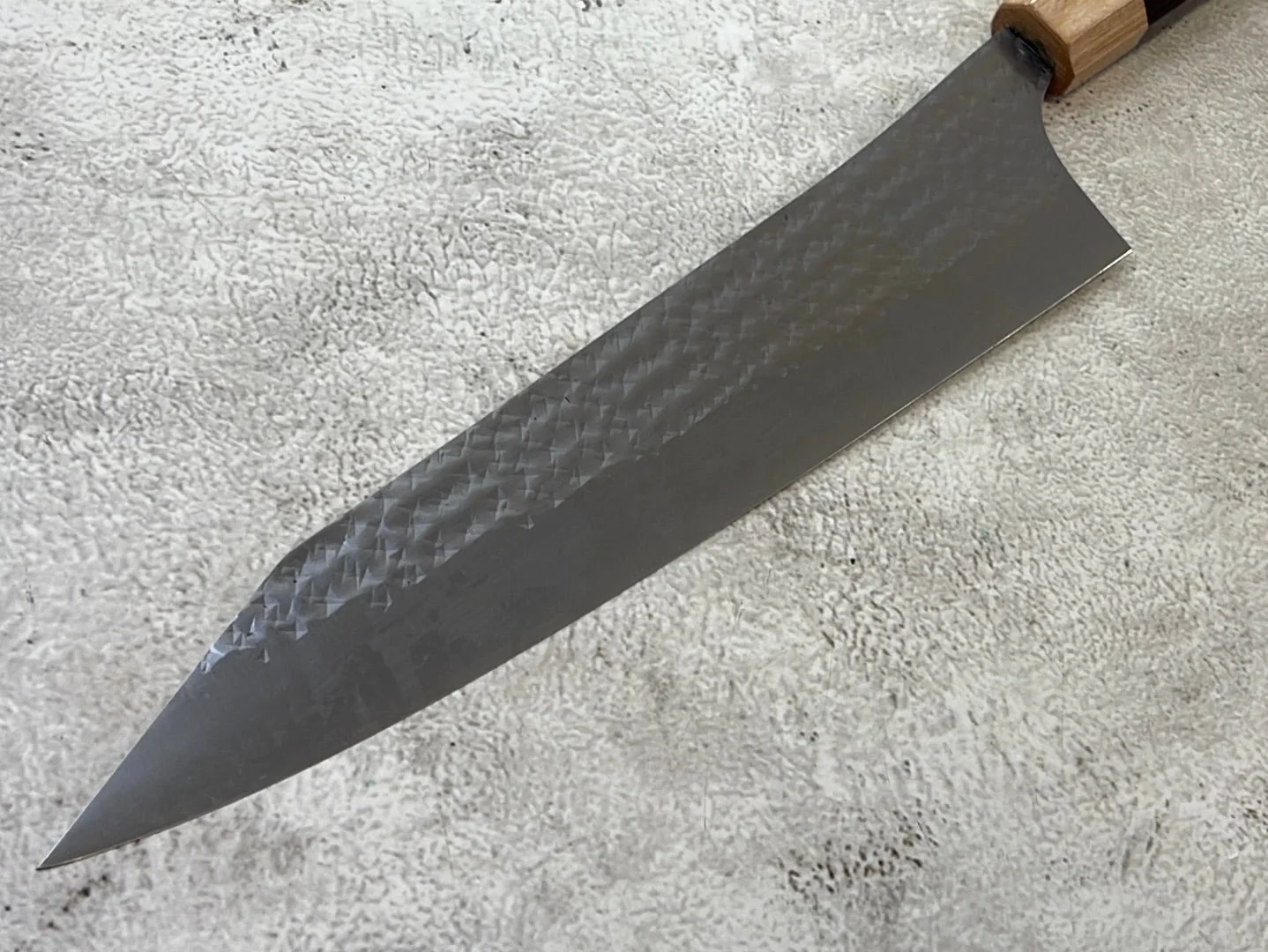 Yu Kurosaki R2(SG2) Hammered SENKO-EI WA RS8H Japanese Gyuto 240mm with Brown-Ring Octagonal Handle - Image 12